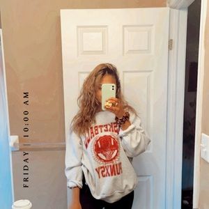 Meet your Posher, Negar